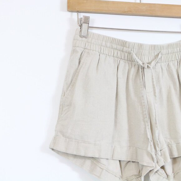 *Old Navy Beige Linen Blend Shorts - Picture 2 of 5